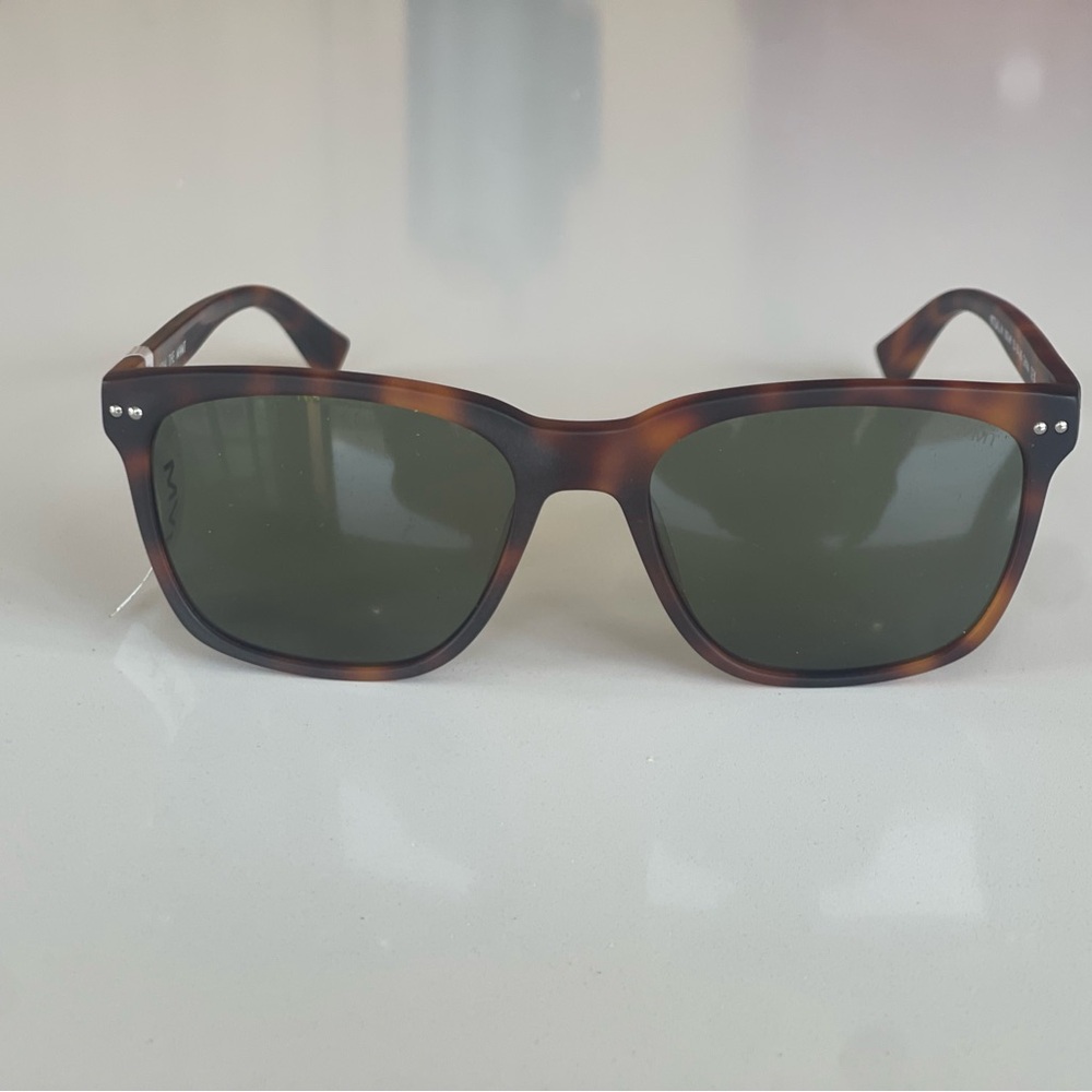 Tortoise Shell Sunglasses with Green Lenses
